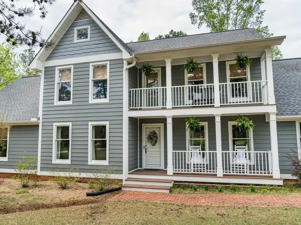 104 Woodwind Dr, Spartanburg, SC 29302