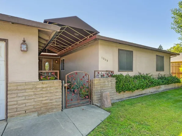 1009 Poplar Ln, Woodland, CA 95695