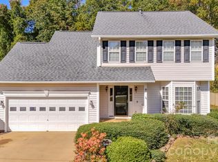 89 N Wintergarden Rd, Fletcher, NC 28732