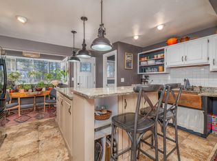 48 Parkwood Dr, Augusta, ME 04330