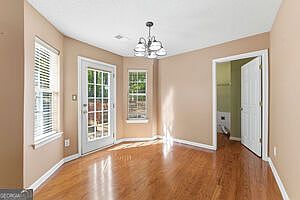 5th image of 96 Ashtonbrook Dr
