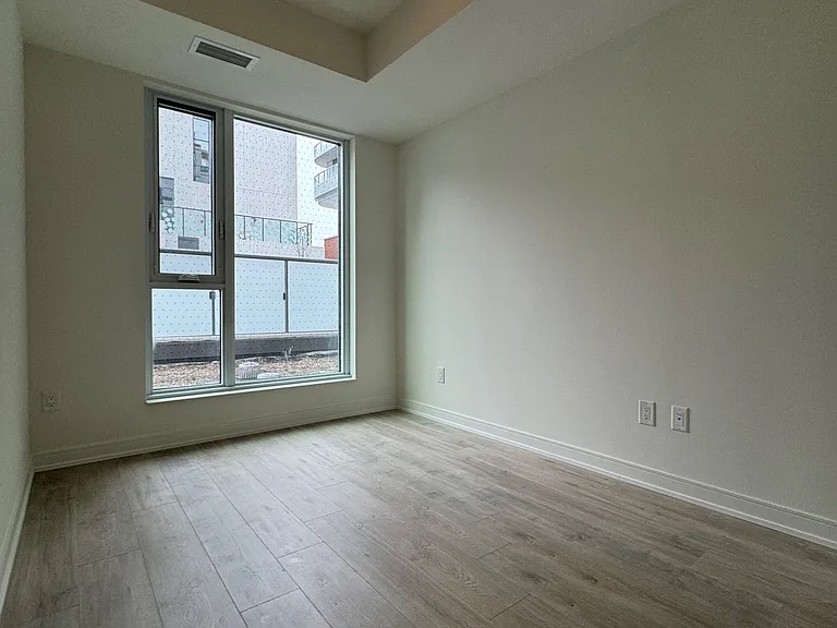 425 Front St E #313 — Photo 20
