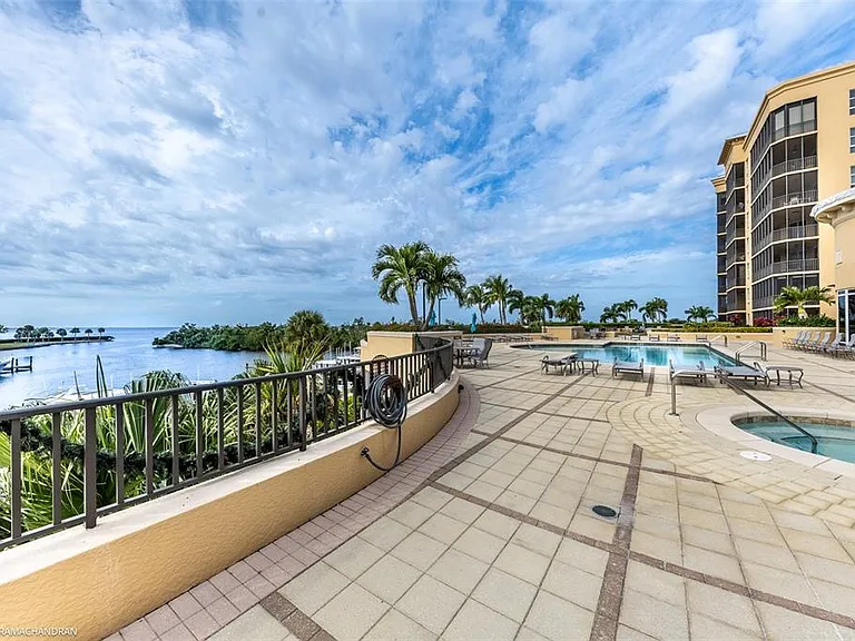 3313 Sunset Key Cir #104 — Photo 56