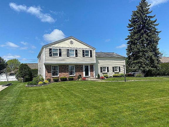 2nd image of 4070 Clardon Dr