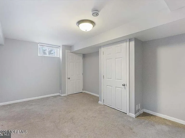 43 Iowana Ave — Photo 17