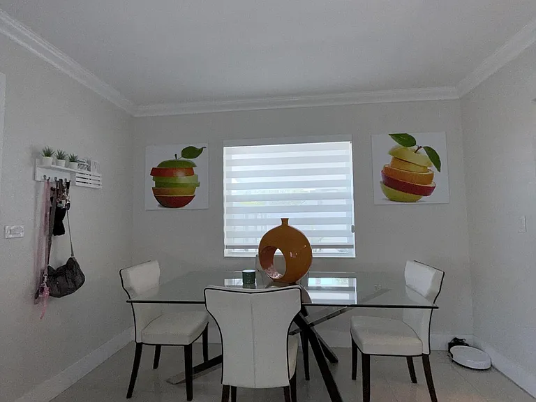 9235 SW 41st St — Photo 13