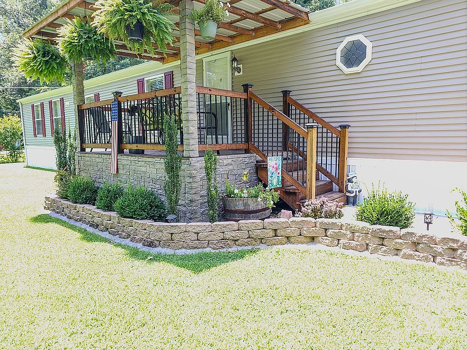 1st image of 380 Upchurch Dr