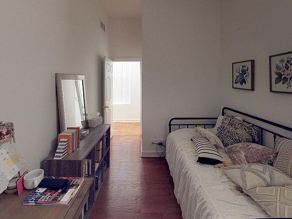 4th image of 1434 N Bosworth Ave APT 1F