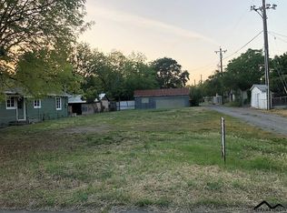 1042 Walnut St, Red Bluff, CA 96080