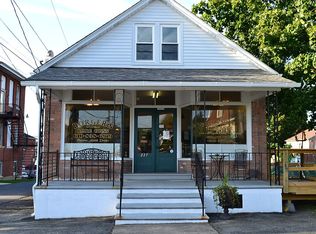237 E High St, Hellertown, PA 18055