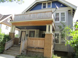 2142 N 33rd St, Milwaukee, WI 53208