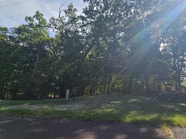 796 W Gray Friar Dr, Marthasville, MO 63357