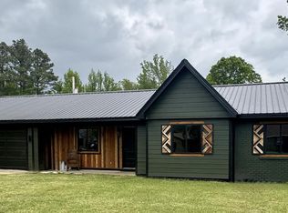 121 Main St, Caledonia, MS