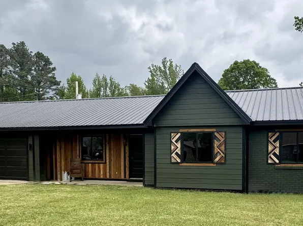 121 Main St, Caledonia, MS 39740