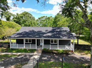 204 Front St, Easley, SC 29640