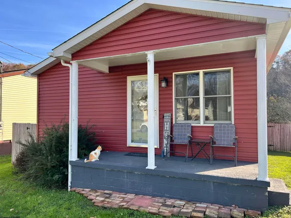 230 Bruce St, Elkins, WV 26241