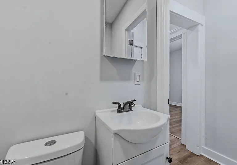 489 E 22nd St #1 — Photo 17