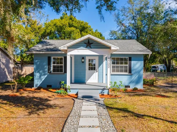 5702 8th St, Zephyrhills, FL 33542