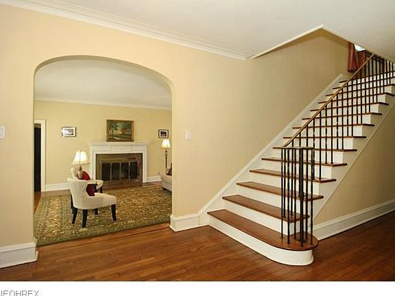 3rd image of 2350 Ardleigh Dr