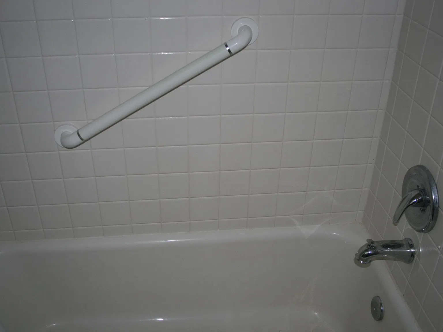 4 bed, 1.5 bath, 1490 sqft, $1,500 — Photo 4