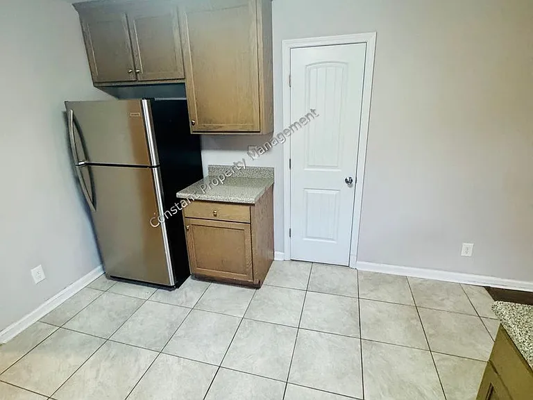 165 Garrison Rd — Photo 6