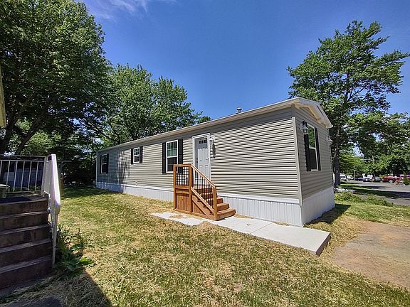 Exterior Image-10-Redman 201 Arbor Estates