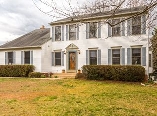 15055 Knickerbocker Dr, Woodbridge, VA 22193