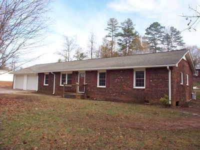 2045 Glennwood Hills Dr, Spartanburg, SC, 29307