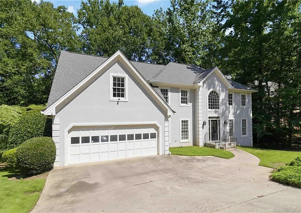275 Sageglen Rd