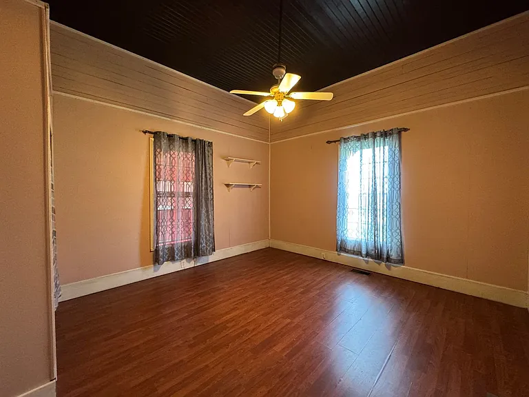 179 NE County Road 255 — Photo 10