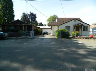 410 9th Ave NE, Puyallup, WA 98372
