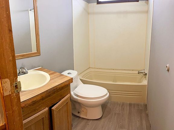5th image of 3085 W 10th Dr #3081