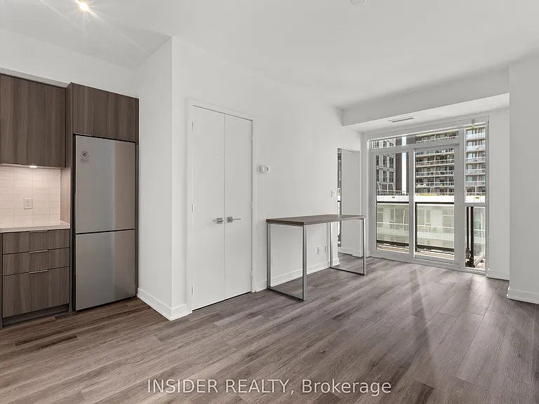 30 Ordnance St #703 — Photo 6