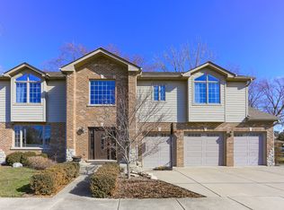6527 W 81st St, Burbank, IL