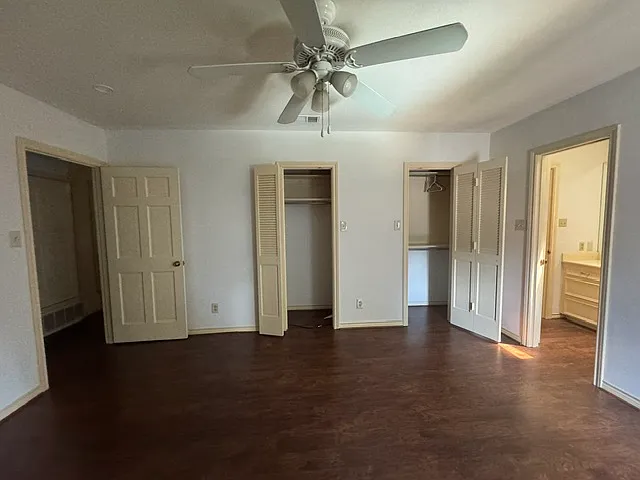 2nd bedroom connected to hall bathroom