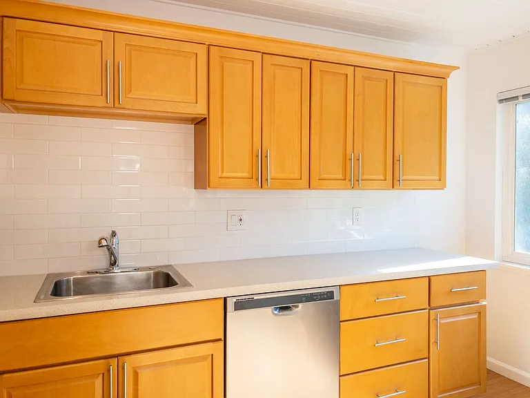 10 Park Ave #7 — Photo 11
