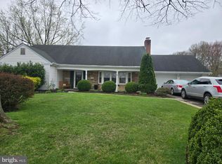 3 Tyler Dr, Willingboro, NJ 08046