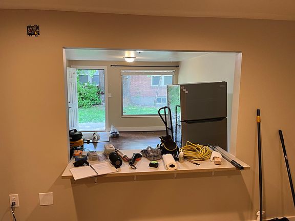 2nd image of 1525 S 900 E APT B