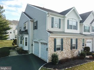 11 Portsmouth Cir, Glen Mills, PA 19342