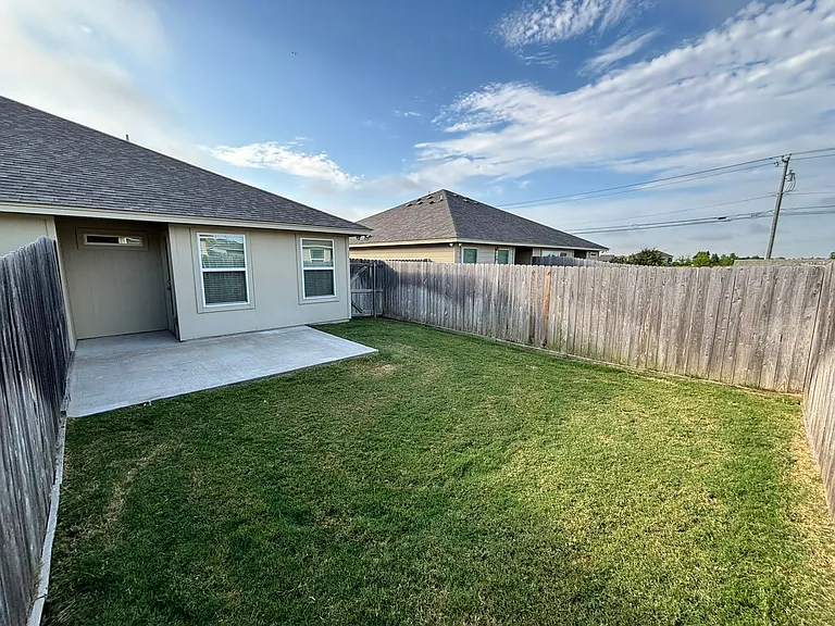 3340 Bordon Dr — Photo 14