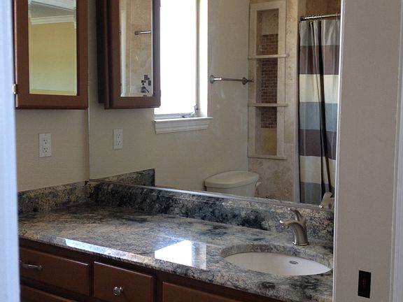 3rd image of 186 McKinley Cir