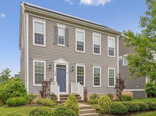 138 Gardenia Dr, Stafford, VA 22554