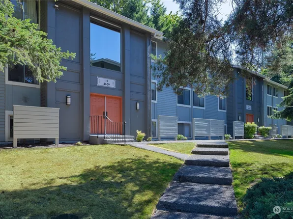 4629 W Lake Sammamish Parkway SE #H101, Issaquah, WA 98027