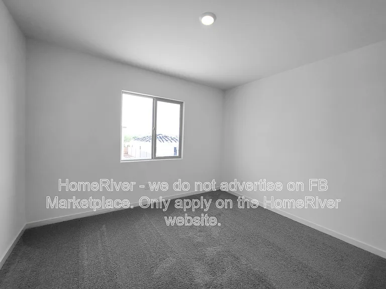 1091 W West Virginia Ave — Photo 11