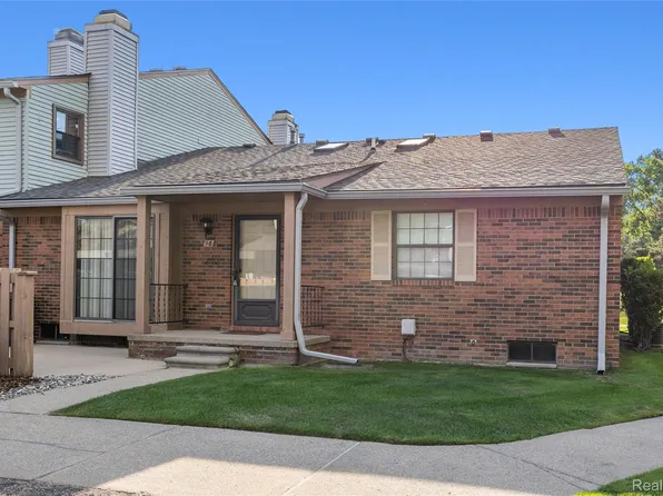 1831 N Arbor Way Dr APT 18, Canton, MI 48188