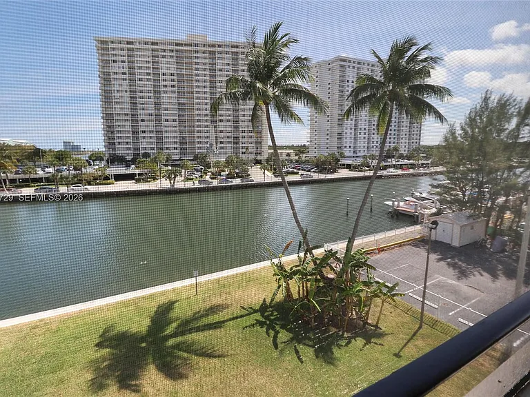 220 N Kings Point Dr #415 — Photo 25