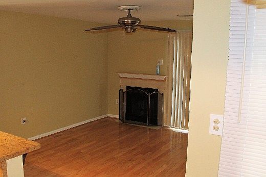 5th image of 8626 Beekman Place Alexandria #Va