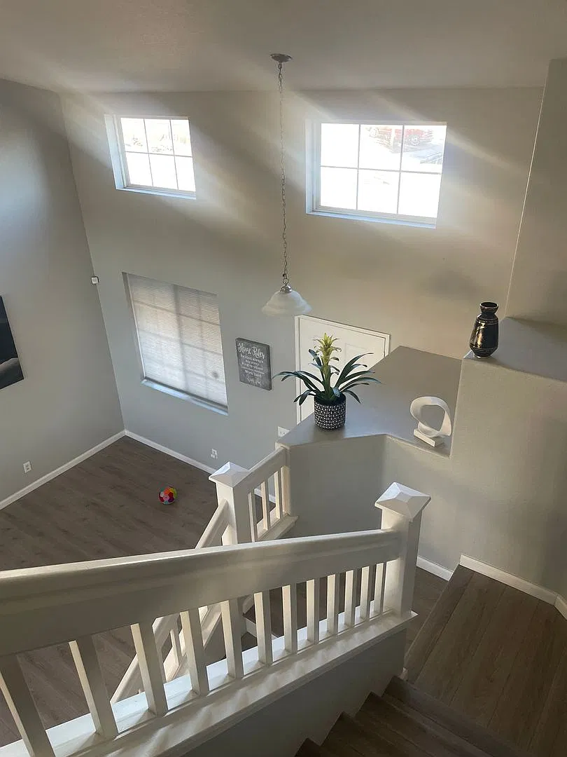 Gorgeous And Immaxculate 4 Bdrm 3 Ba Story Home For Lease Palmdale! Pet Friendly — Photo 2