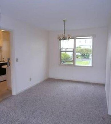 Dining Room (Similar)