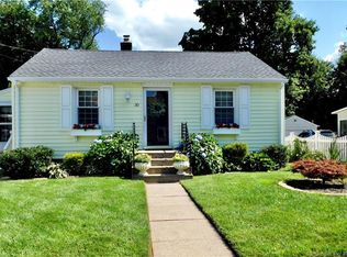 30 Knox Dr, Plantsville, CT 06479